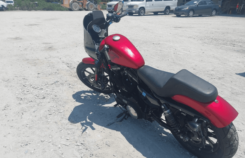 Harley-Davidson Iron 883 2018 фото 3