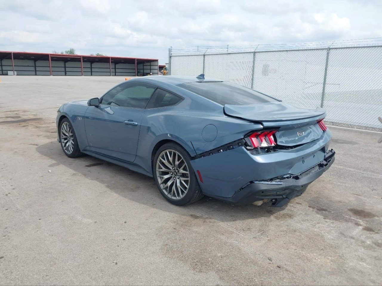 FORD MUSTANG GT PREMIUM FASTBACK 2024 фото 4